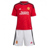 Camiseta Manchester United Matthijs de Ligt #4 Primera Equipación para niños 2024-25 manga corta (+ pantalones cortos)